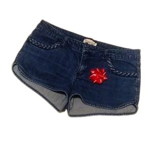𝅺🌹🌹FOREVER 21 Ripped Denim Shorts Sz 30
